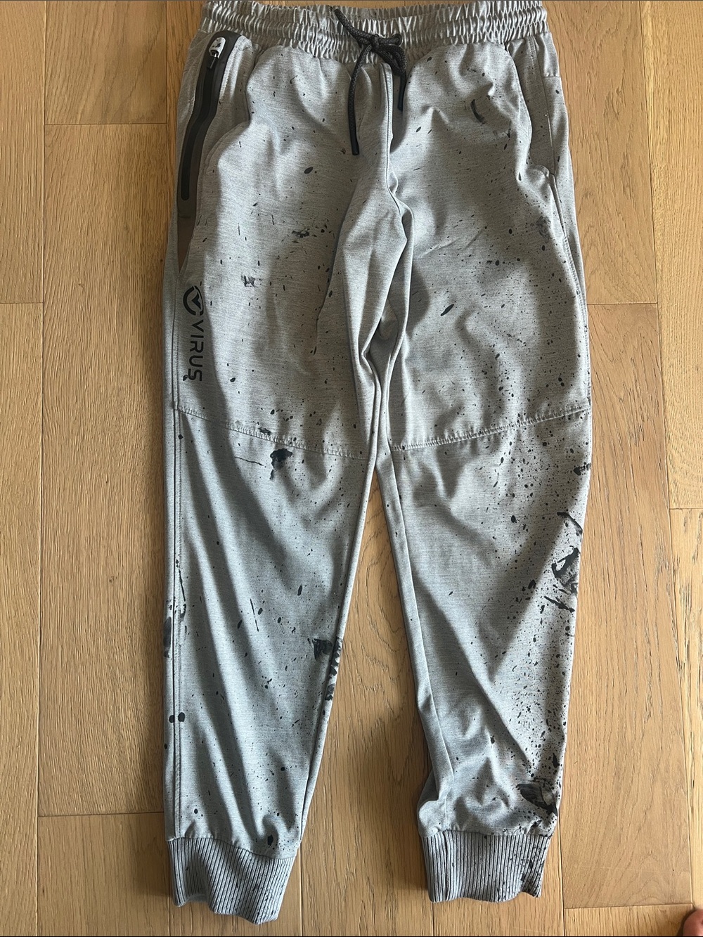 Virus men’s medium with splatter effect